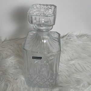 Shannon Crystal whiskey container